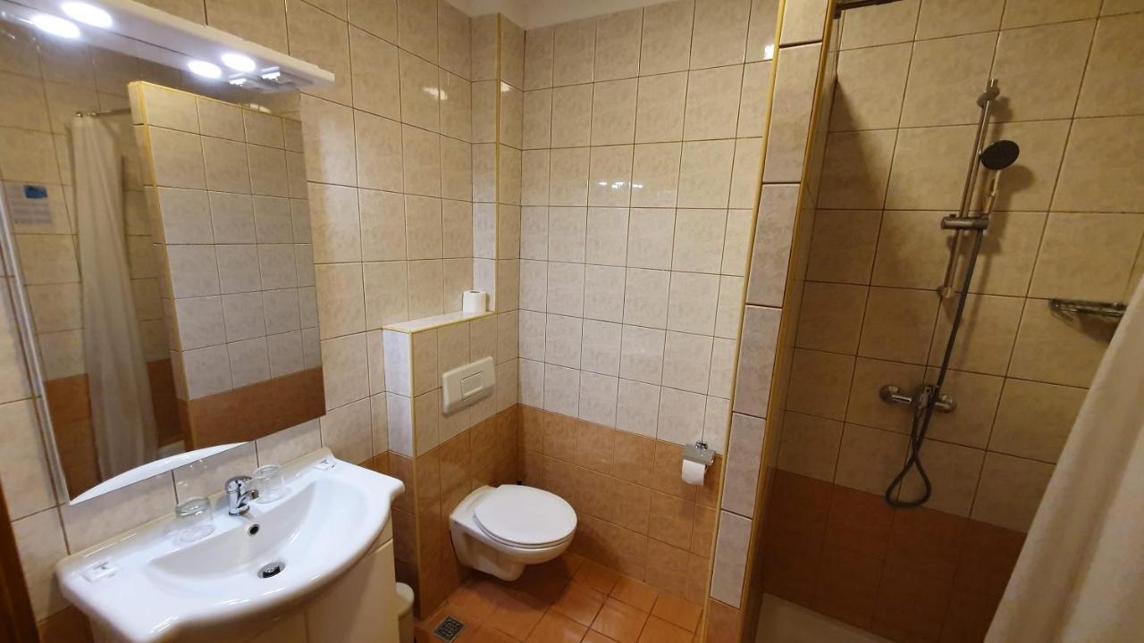 Hotel Zvonimir โอโทชาส ห้อง รูปภาพ